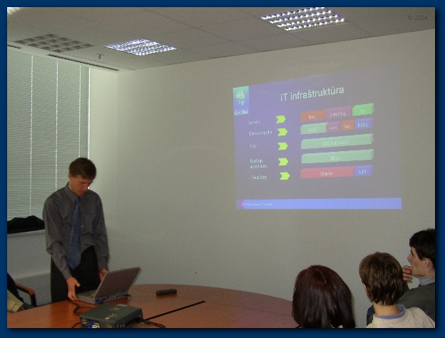 624x474 pixels (89K)