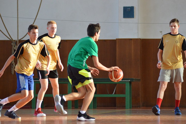 img00023.jpg